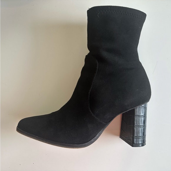 Dolce Vita Black Suede boots - Picture 7 of 8